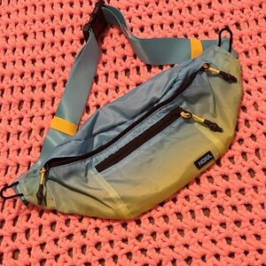 Hoka Belt Bag in Blue and Yellow